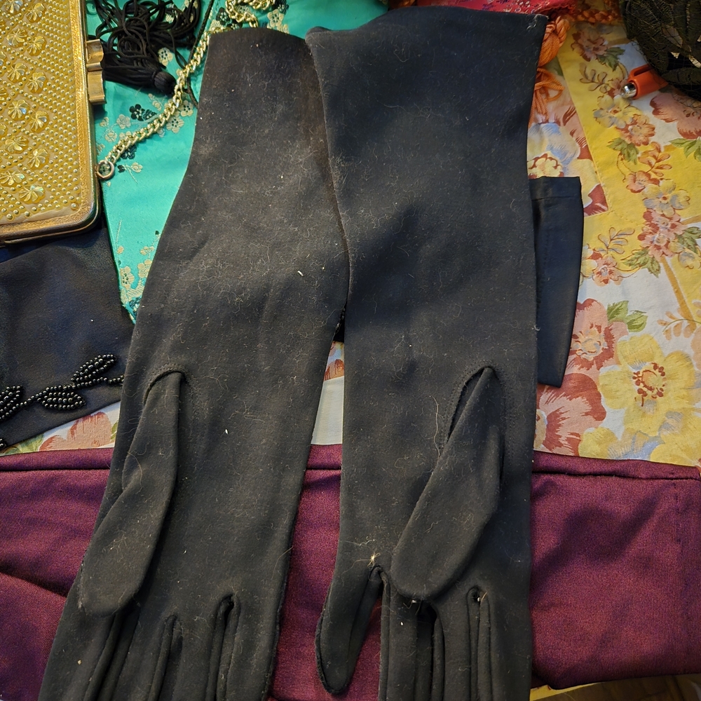 Elegant Black Women's Gloves